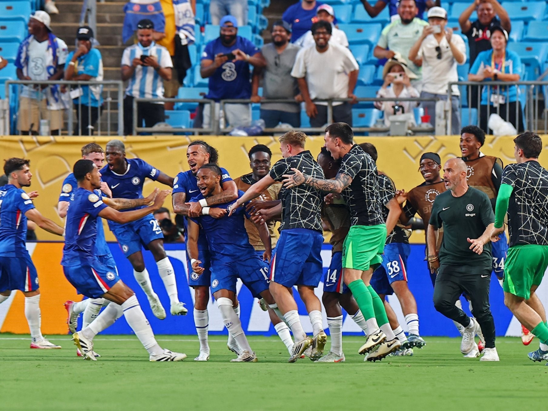 关于足总杯赛程吃紧,葡萄牙体育赛前造点机会,质疑声仍在,更衣室氛围转暖的信息 关于足总杯赛程吃紧,葡萄牙体育赛前造点机会,质疑声仍在,更衣室氛围转暖的信息